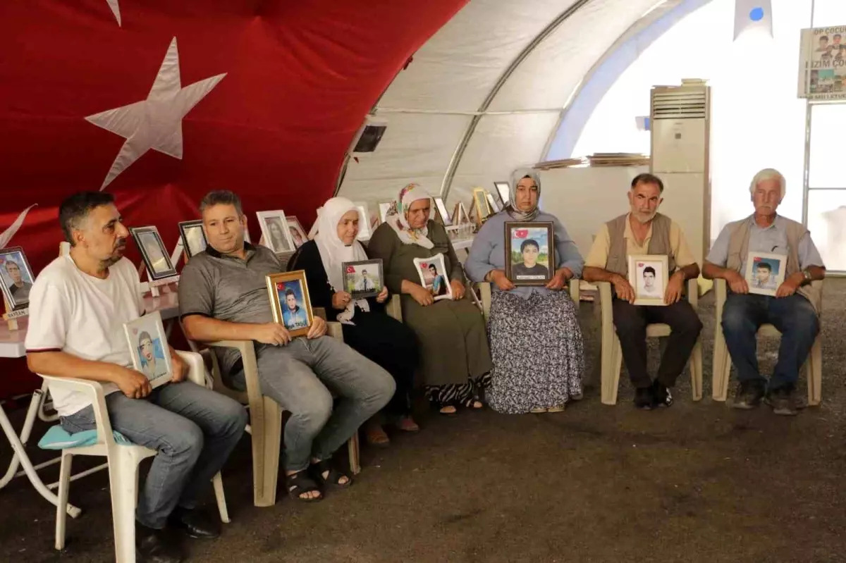 Diyarbakır\'da Ailelerin Evlat Nöbeti Devam Ediyor