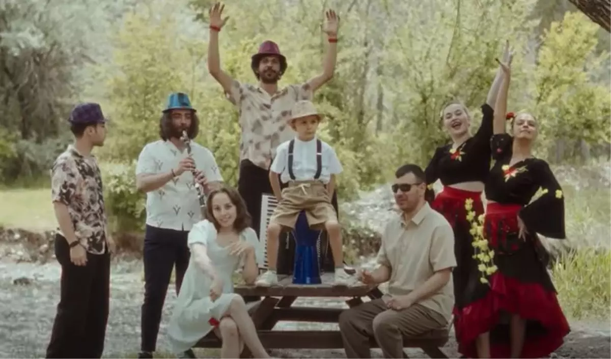 Görme Engelli Caner Mutlu\'nun İkinci Klibi