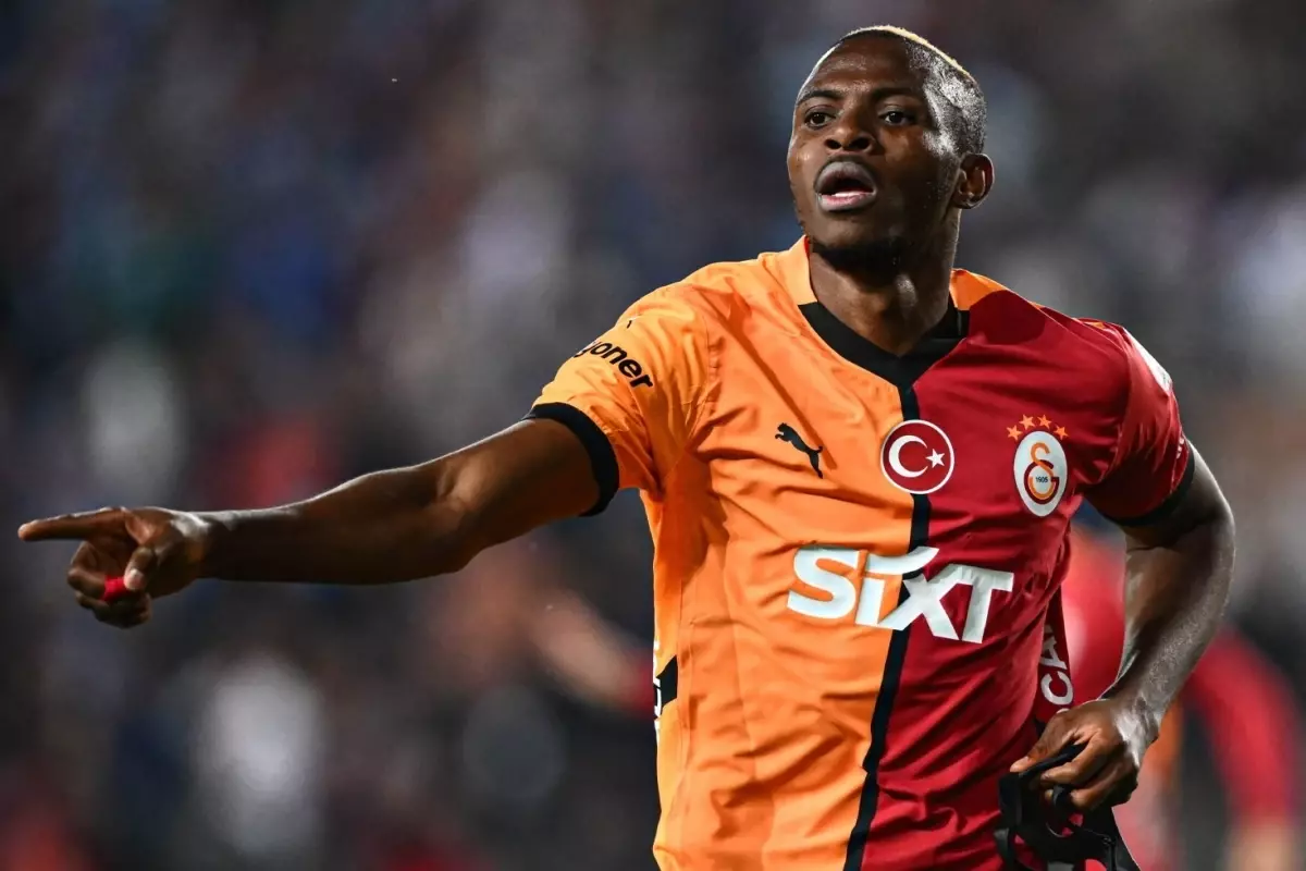 Dünyaca ünlü yıldız şaşkına döndü: Galatasaray\'a gitmesi inanılmaz