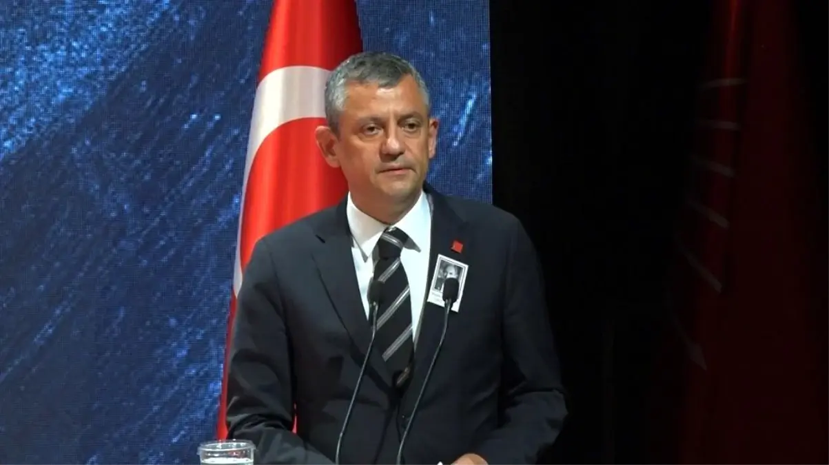 Altan Öymen için CHP Genel Merkezi\'nde Cenaze Töreni Düzenlendi