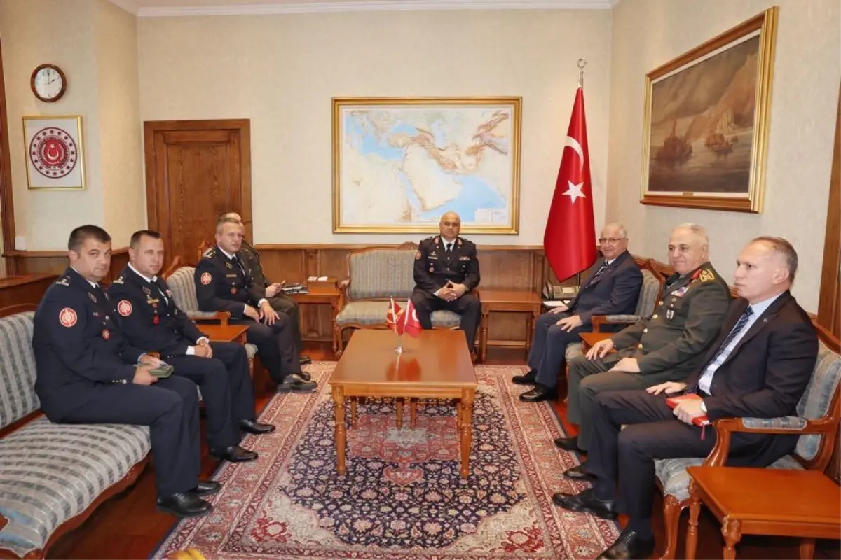 Bakan Güler, Makedonya Genelkurmay Başkanı\'nı Kabul Etti