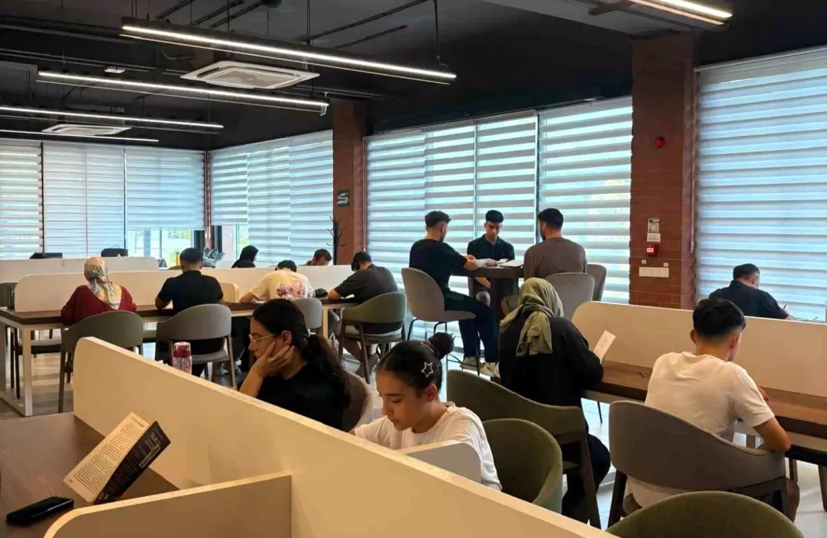 Derince Kütüphanesi Kapasitesini Artırdı