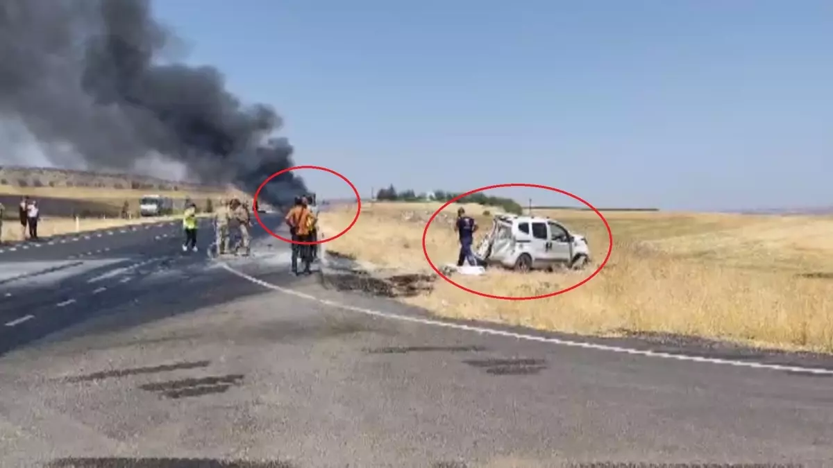 Çınar\'da ehliyetsiz sürücü TIR\'a çarptı, yangın çıktı