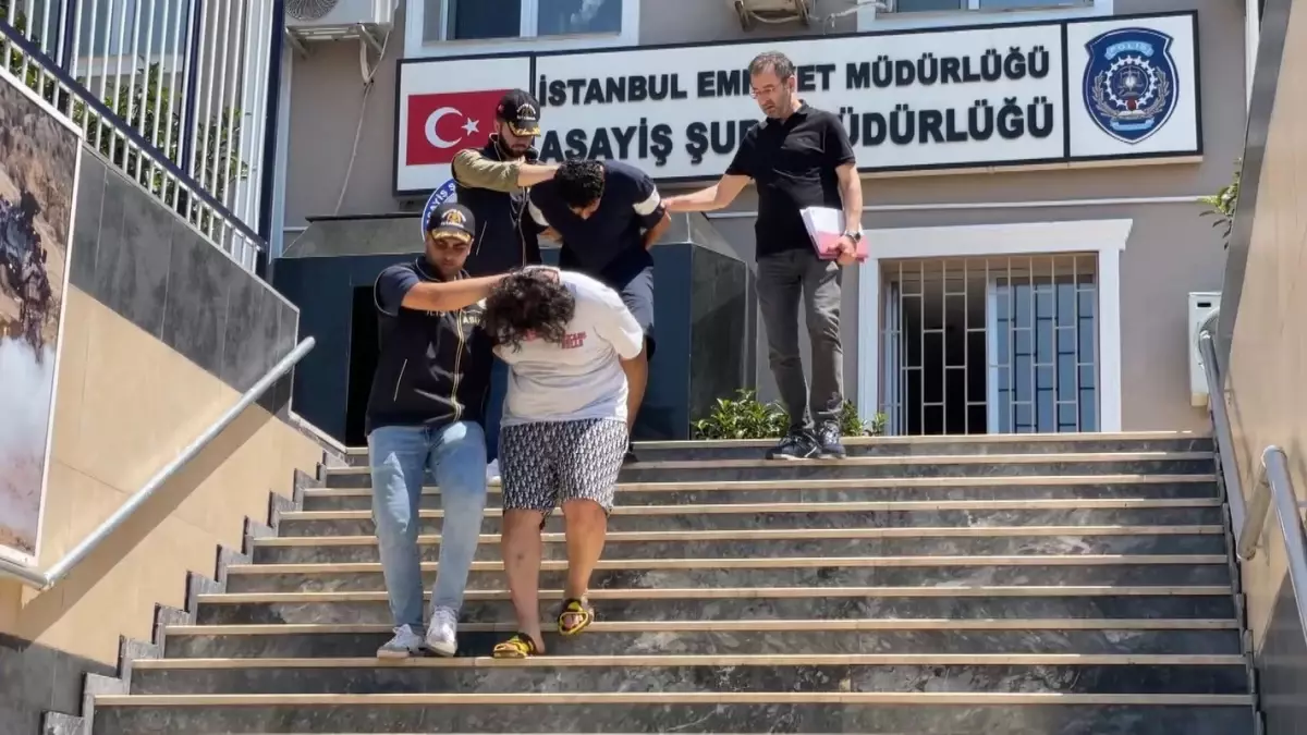 Polis Kılığında Dolandırıcılık: 2 İranlı Tutuklandı