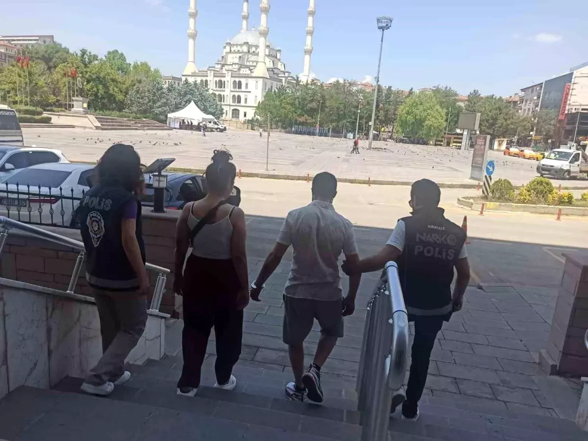 Kırıkkale\'de Uyuşturucu Operasyonu: 2 Tutuklama