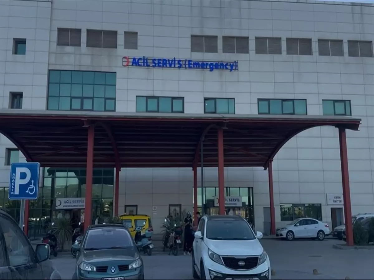 Çınarcık\'ta Sünnet Düğününde Gıda Zehirlenmesi