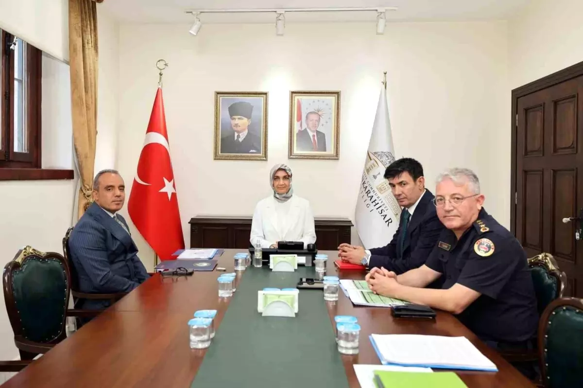Afyonkarahisar\'da Asayiş Toplantısı