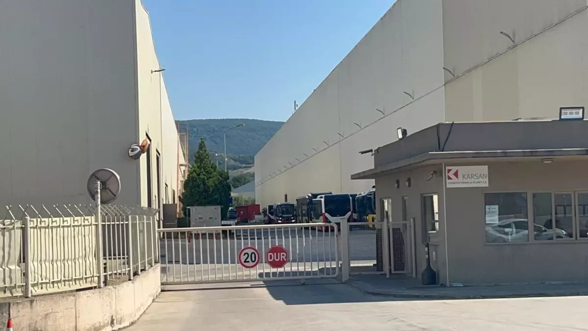 Bursa\'da Fabrika Yangını Söndürüldü