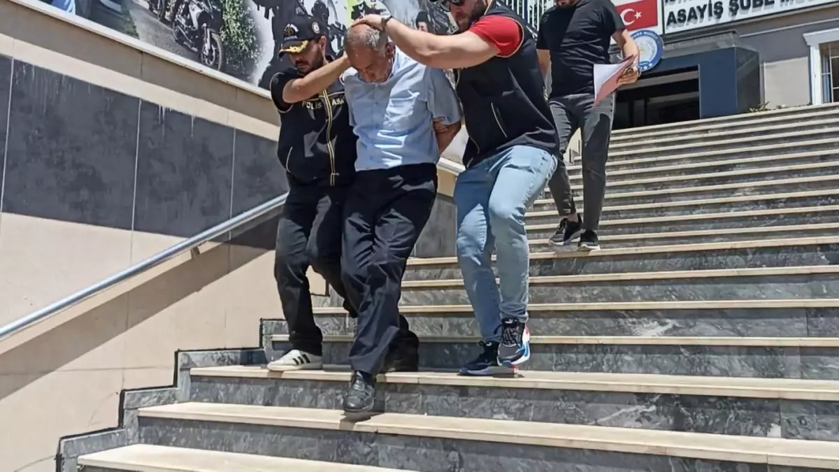 Firari Hükümlüler İstanbul\'da Yakalandı