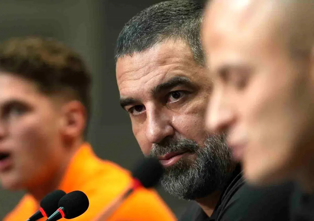 Arda Turan: Beşiktaş\'a Saygı Duymalıyız