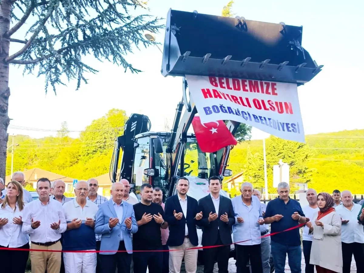 Düzce Boğaziçi Beldesi\'nde Yeni Araçlar Hizmete Alındı