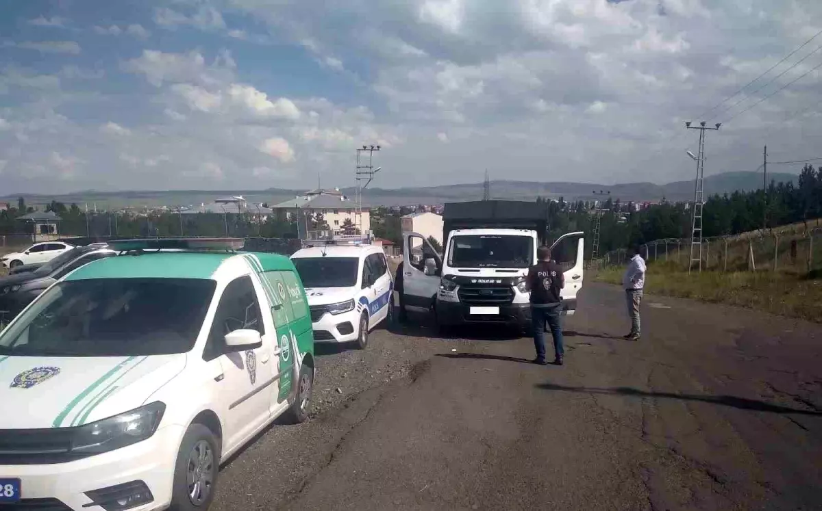Kars\'ta Asayiş ve Trafik Denetimleri Artıyor