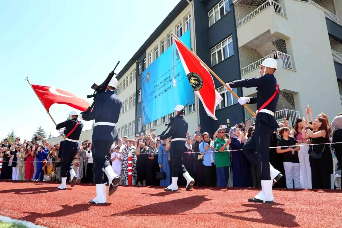 POMEM Mezuniyet Töreni Kayseri\'de Gerçekleşti