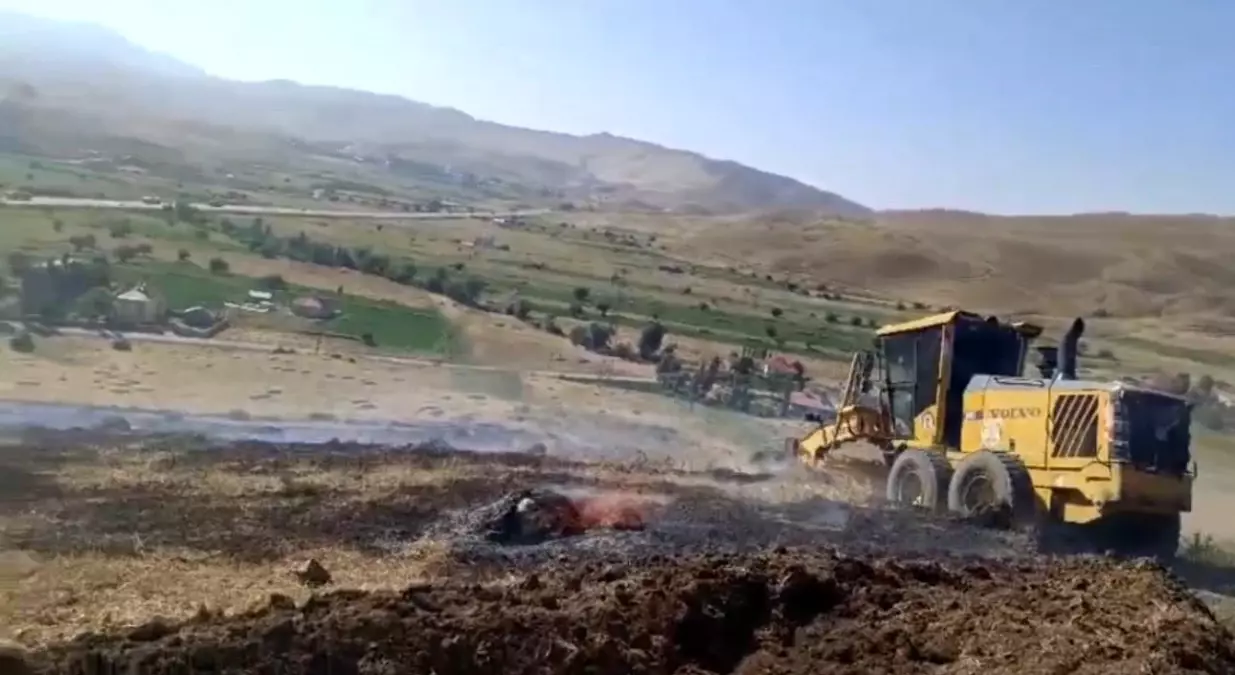 Yüksekova\'da Anız Yangını Kontrol Altına Alındı
