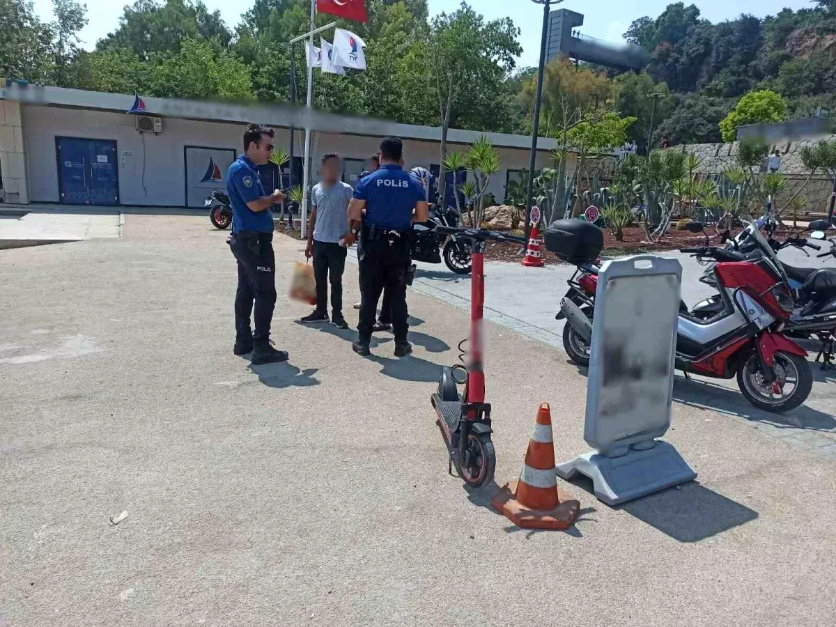 Antalya\'da Huzur Uygulaması: 13 Aranan Yakalandı