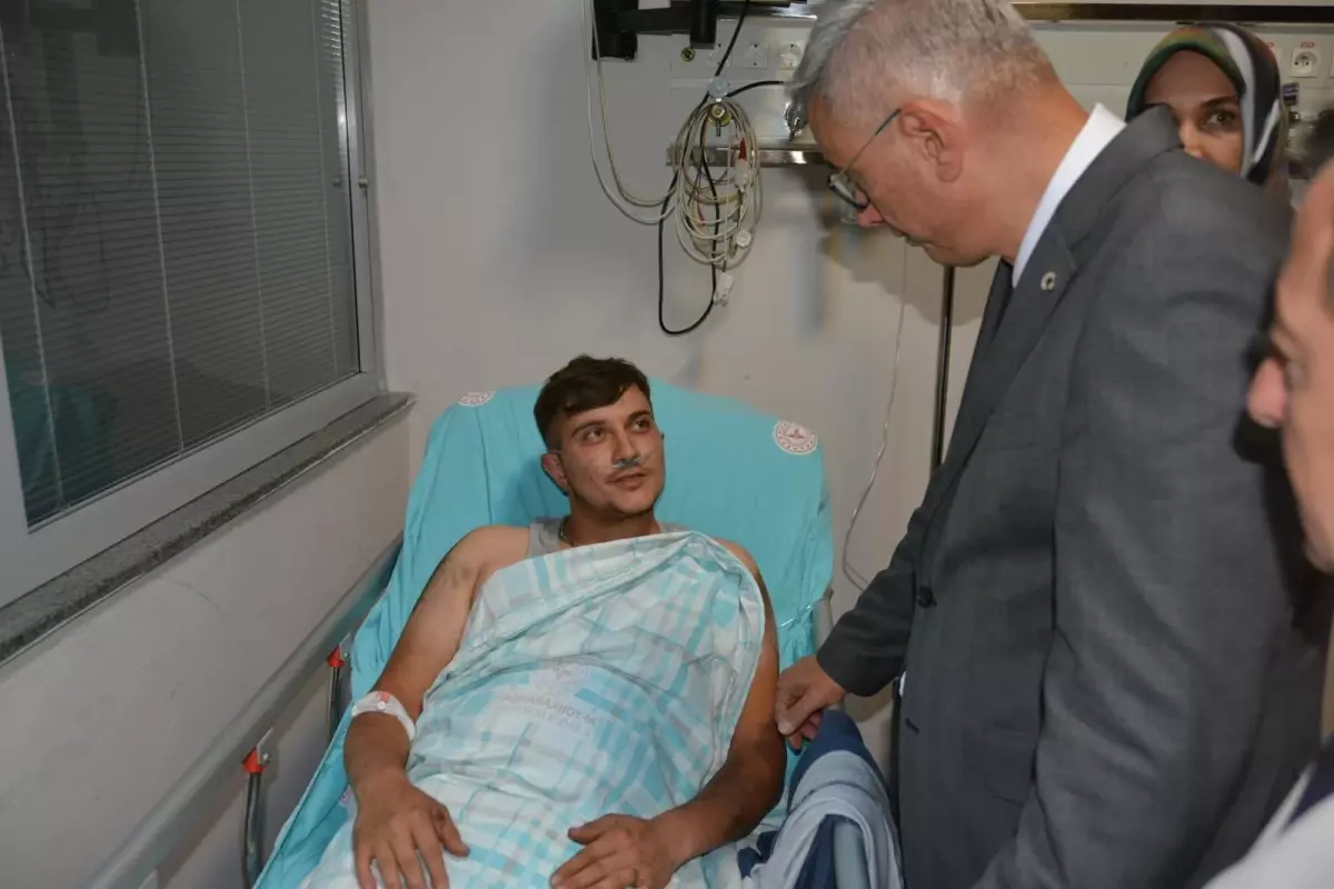Bakan Memişoğlu Orman Yangını Yaralılarını Ziyaret Etti