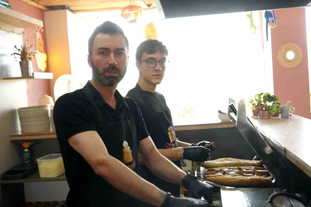 Yangın Bölgesine Tost Desteği