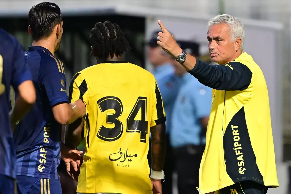 Jose Mourinho\'nun Şampiyonlar Ligi yorumu taraftarı ikiye böldü