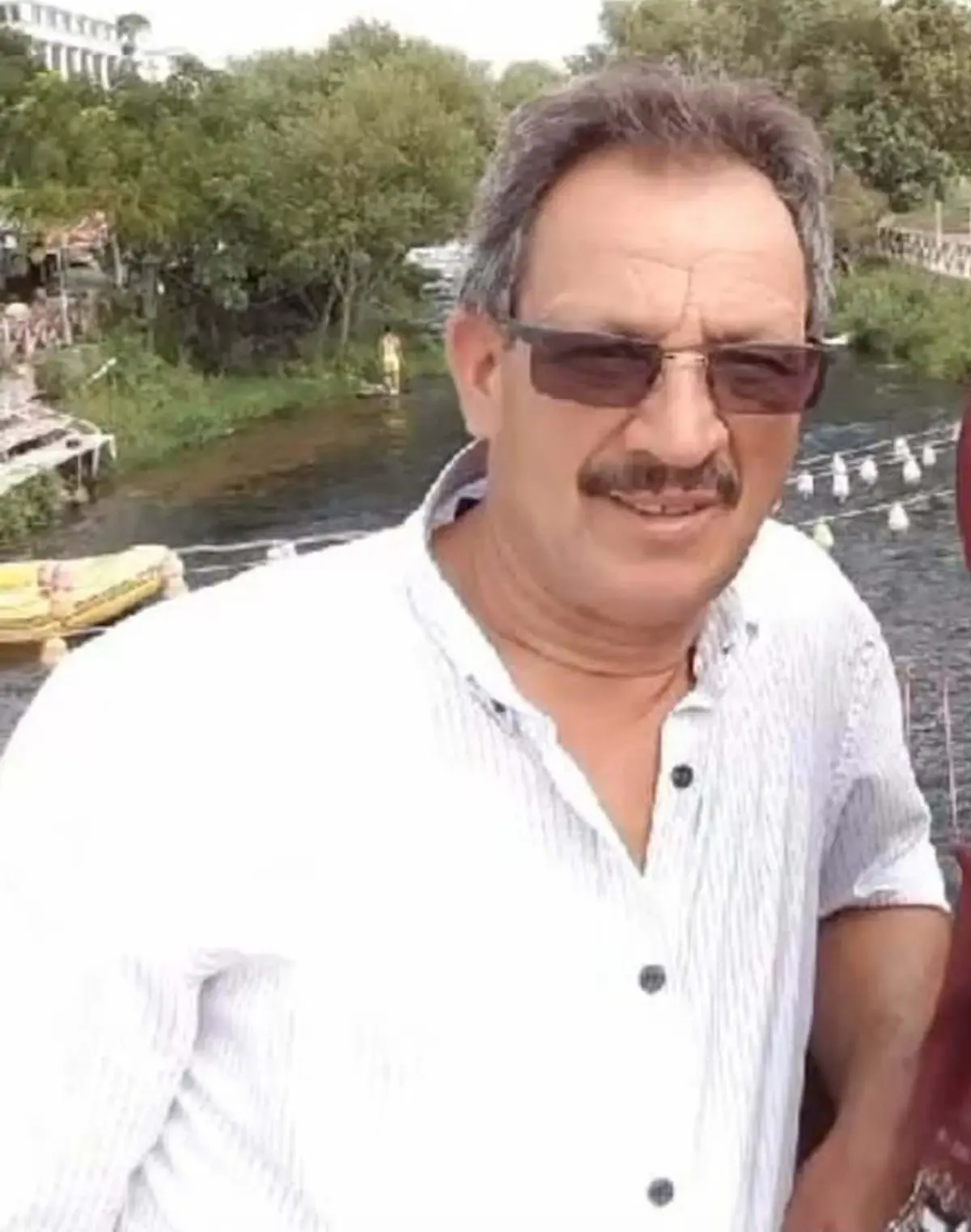 Kamyonun Kasasından Düşen Tomruklar Can Aldı
