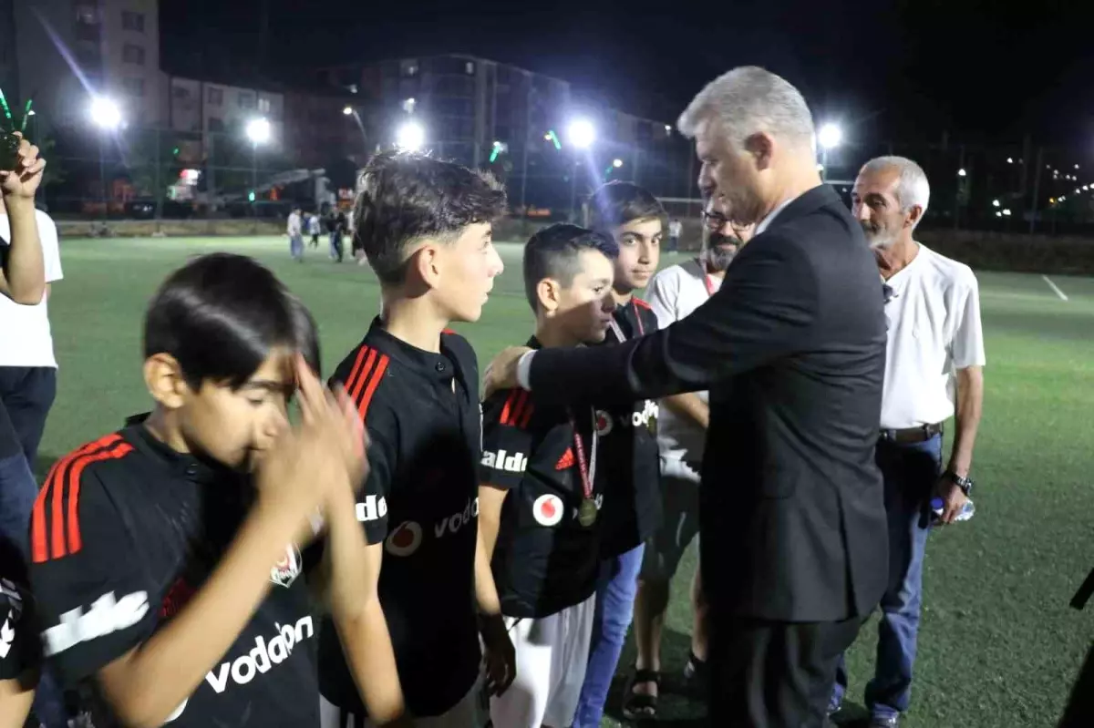 Muş U12 Şampiyonu: Muş İdman Yurdu