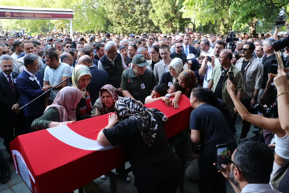 Şehit Orman İşçisi Eyüp Dereli Son Yolculuğuna Uğurlandı