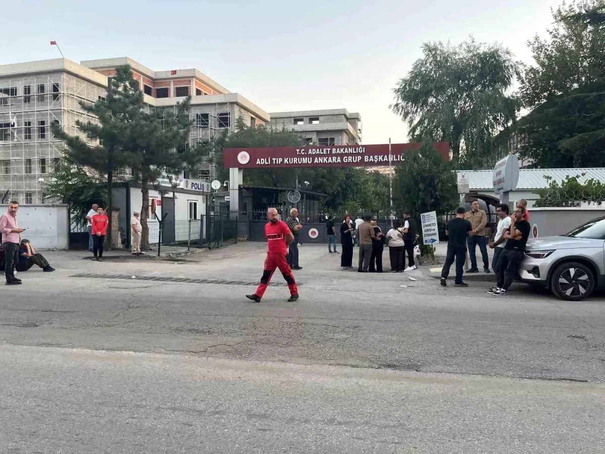 Orman yangını şehitlerinin naaşları Ankara\'ya nakledildi