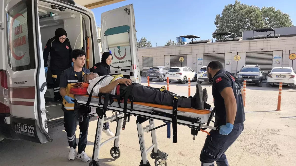 İnegöl\'de Zincirleme Kaza: 1 Yaralı