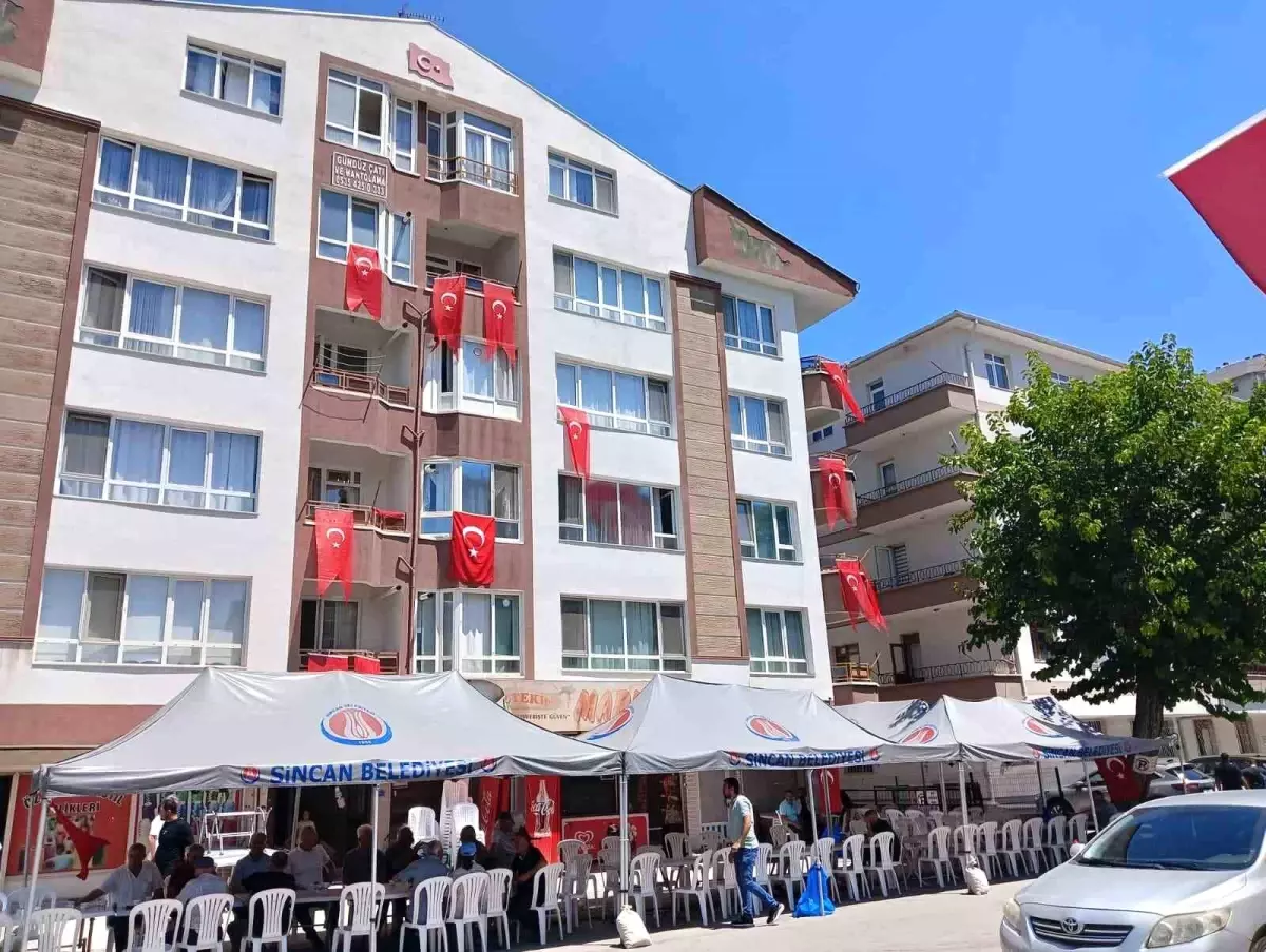Eskişehir\'deki yangında şehit olan Alperen Özcan\'ın babası: "Hayali hep insanlara yardımcı olmaktı, subay olmak istemişti"