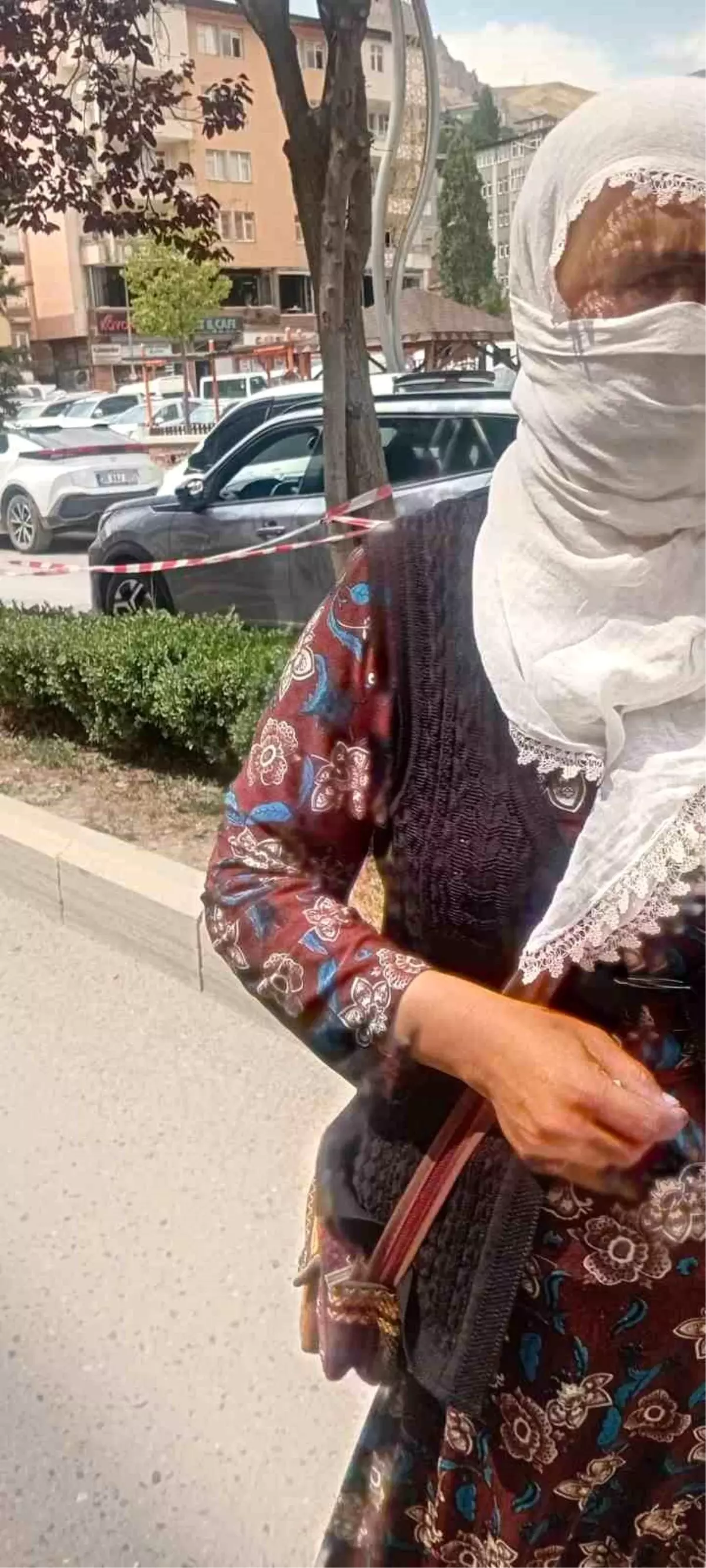 Hakkari\'de Dilenci Operasyonu: 2 Kişi İl Dışına Çıkarıldı