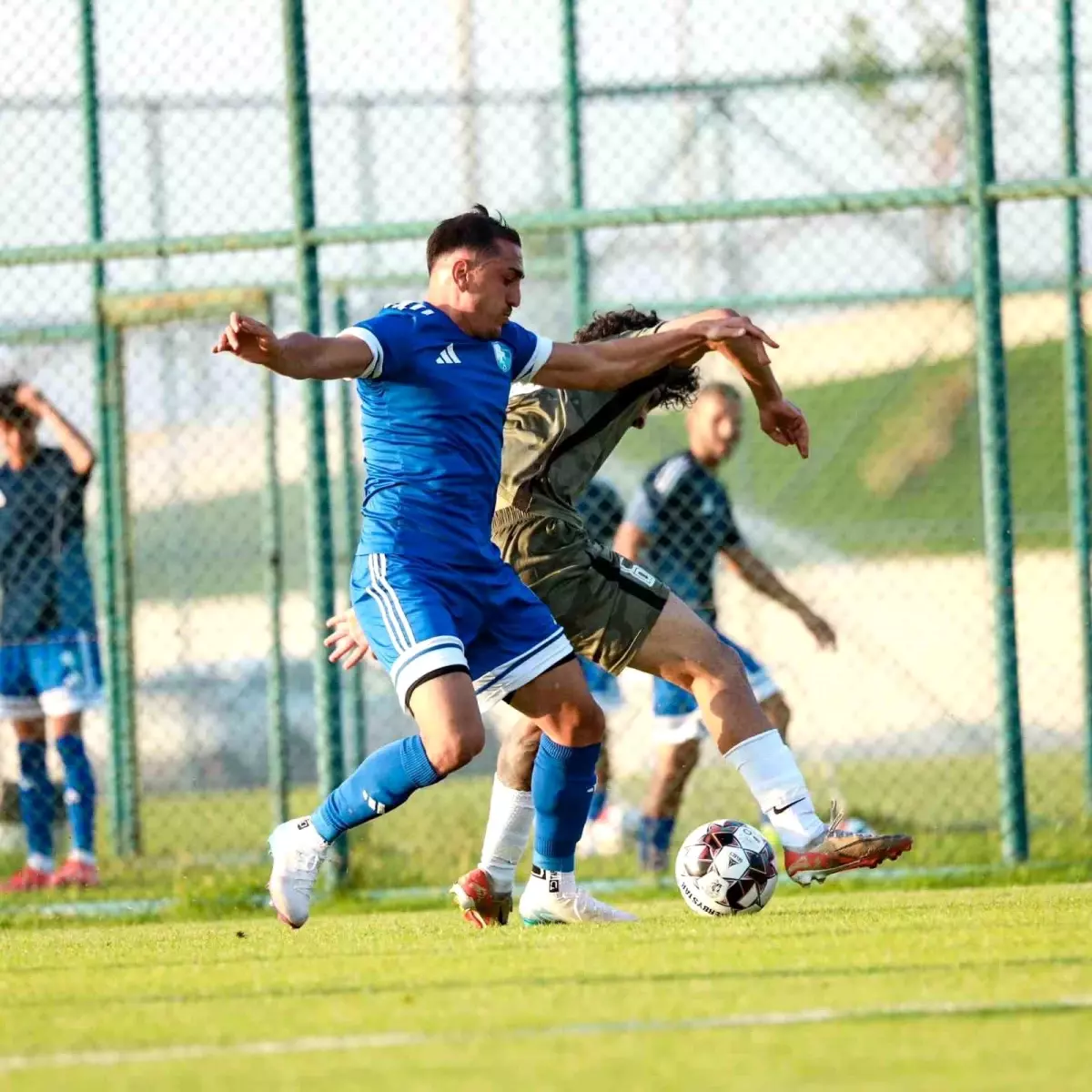 Erzurumspor 0-0 Zob Ahan