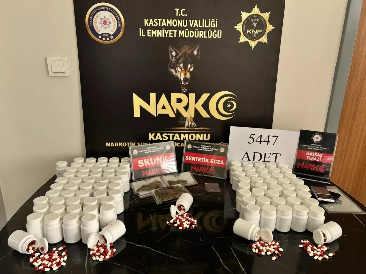 Kastamonu\'da Uyuşturucu Operasyonu: 5 Bin 447 Hap Ele Geçirildi