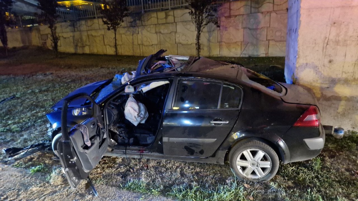 İzmit\'te Trafik Kazası: 2 Yaralı
