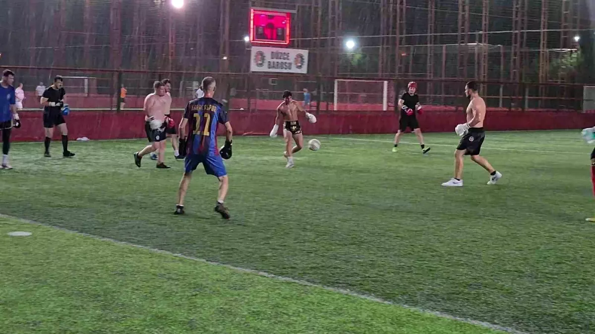 Düzce\'de Futbol ve Boksta Eşsiz Maç