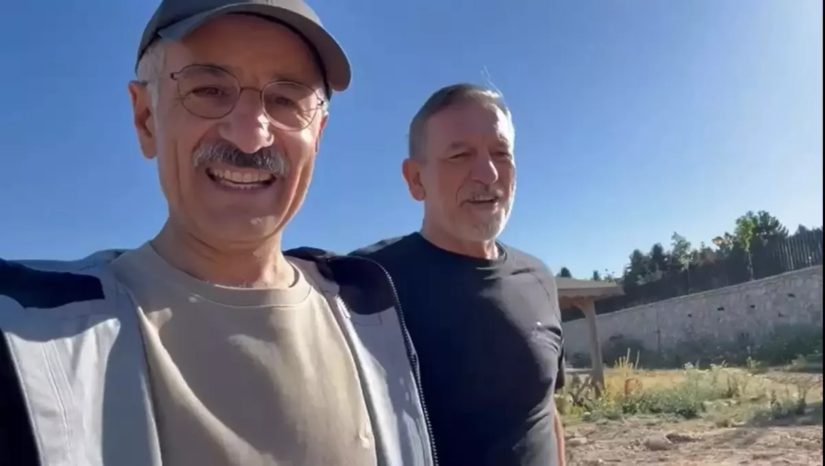 Bakan Uraloğlu Bursa\'da Ormanda Yürüdü