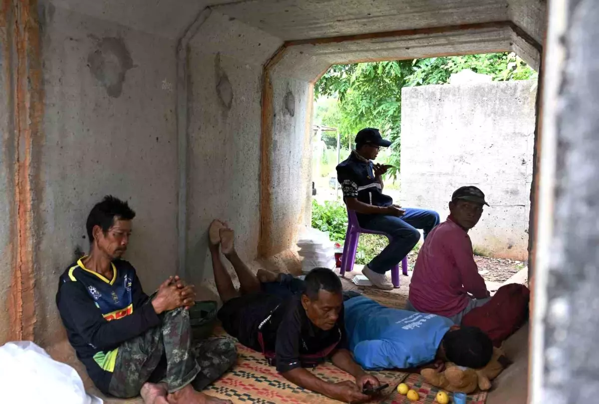 Tayland ile Kamboçya\'da Çatışmalar: 32 Ölü
