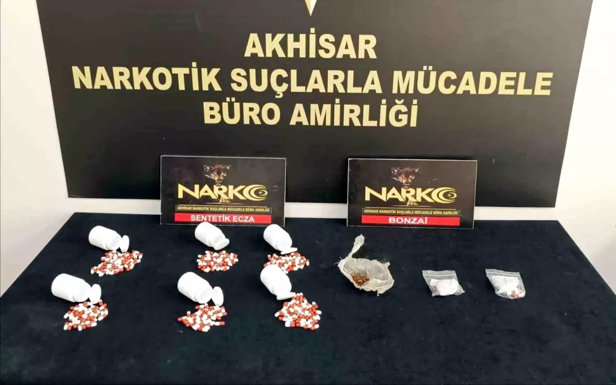 Manisa\'da Uyuşturucu Operasyonu: İki Tacir Tutuklandı
