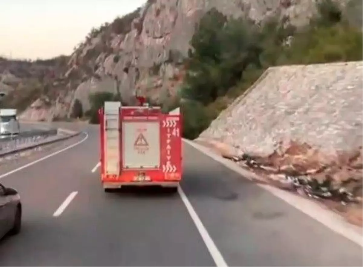 Düzce İtfaiye Ekipleri Bursa\'daki Orman Yangınına Müdahale İçin Yola Çıktı