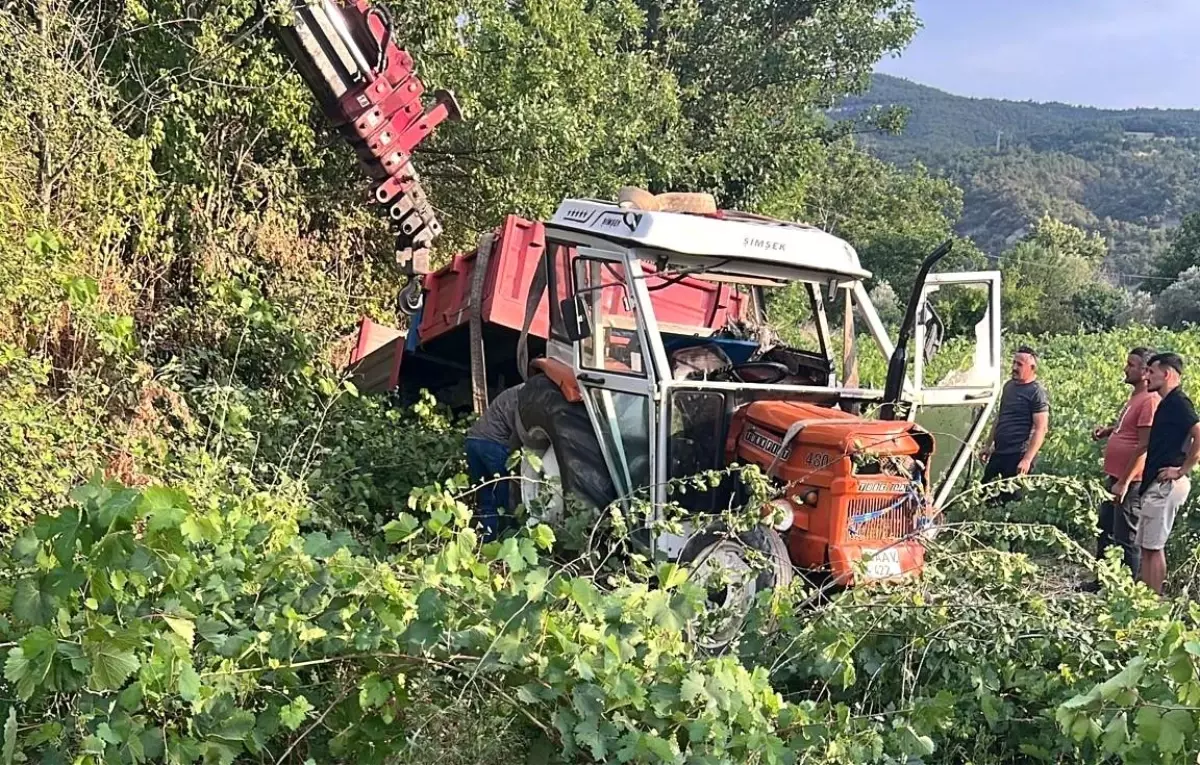 Amasya\'da Traktör Kazası: Emekli Uzman Çavuş Hayatını Kaybetti