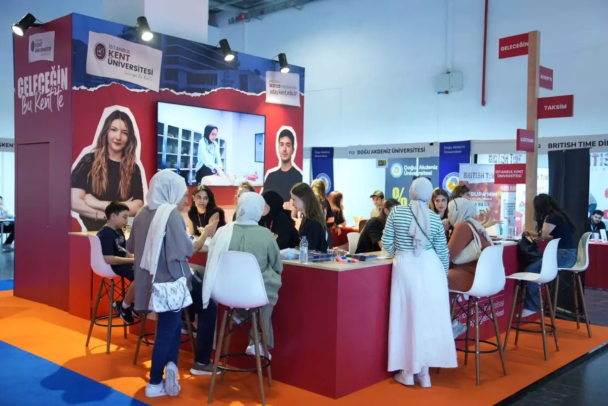 İstanbul Kent Üniversitesi Tercih Fuarı\'nda