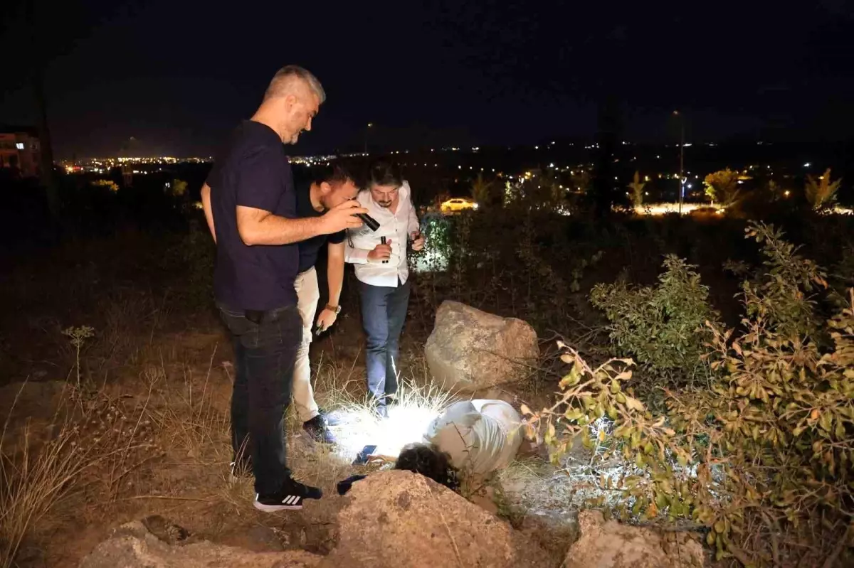 Genç Kız Kaçarak Hastaneden Kurtulmaya Çalıştı