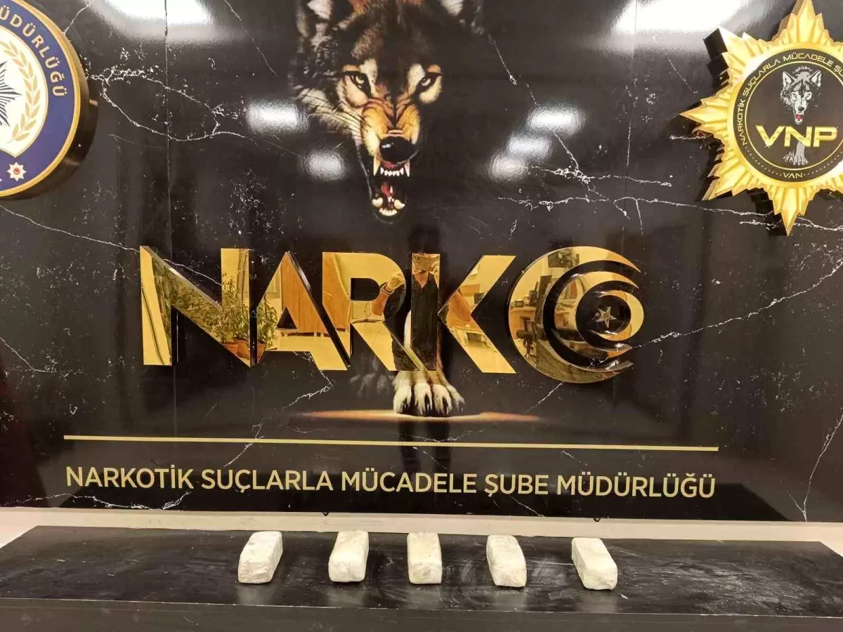 Van\'da 127 Kilogram Uyuşturucu Ele Geçirildi