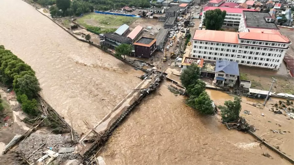 Tianjin\'de Sel Felaketi