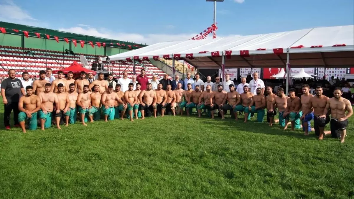 Keçiören\'de 2\'nci geleneksel Taha Akgül güreşleri başlıyor