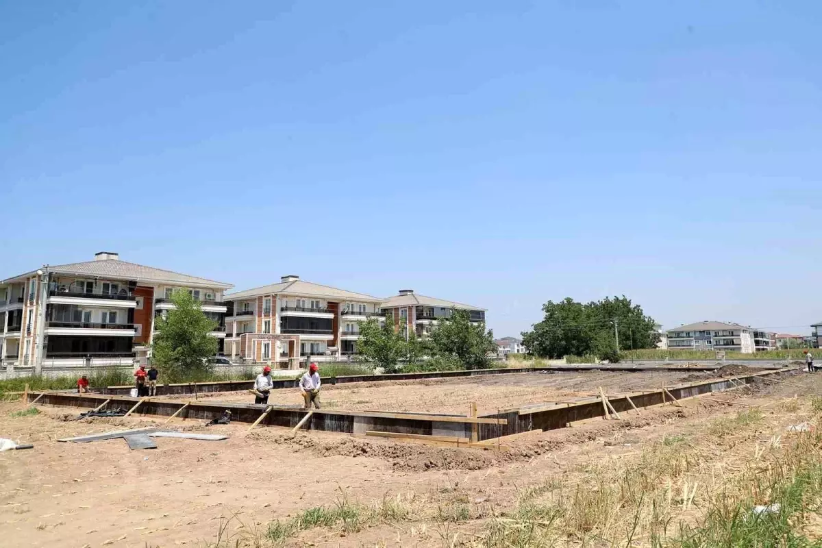Sakarya\'da Spor Tesisleşmesi Hızla Devam Ediyor