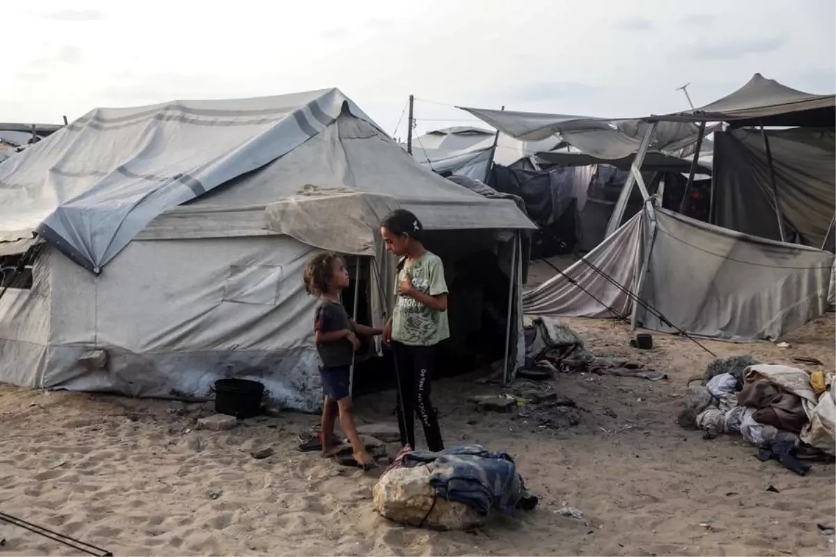 Gazze\'de Aileler Zor Günler Geçiriyor