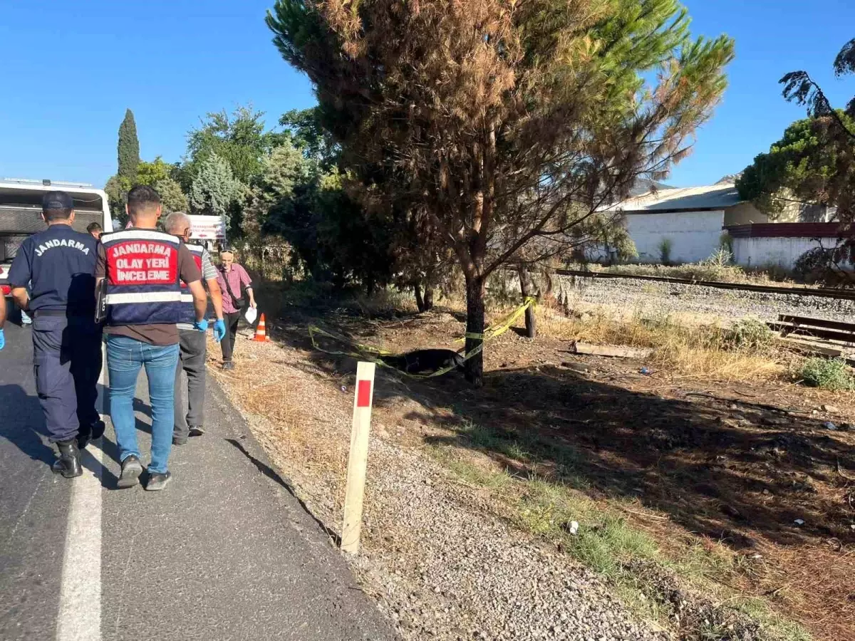 İncirliova\'da motosiklet kazası: 1 ölü