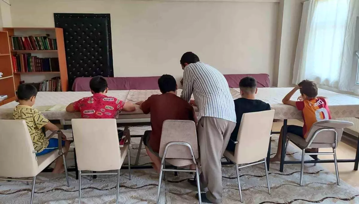 Muş\'ta Çocuklara Kur\'an Eğitimi