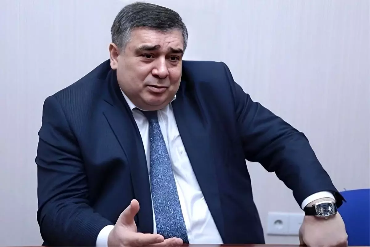 Yekaterinburg\'da Azerbaycan Diasporası Başkanı Tutuklandı