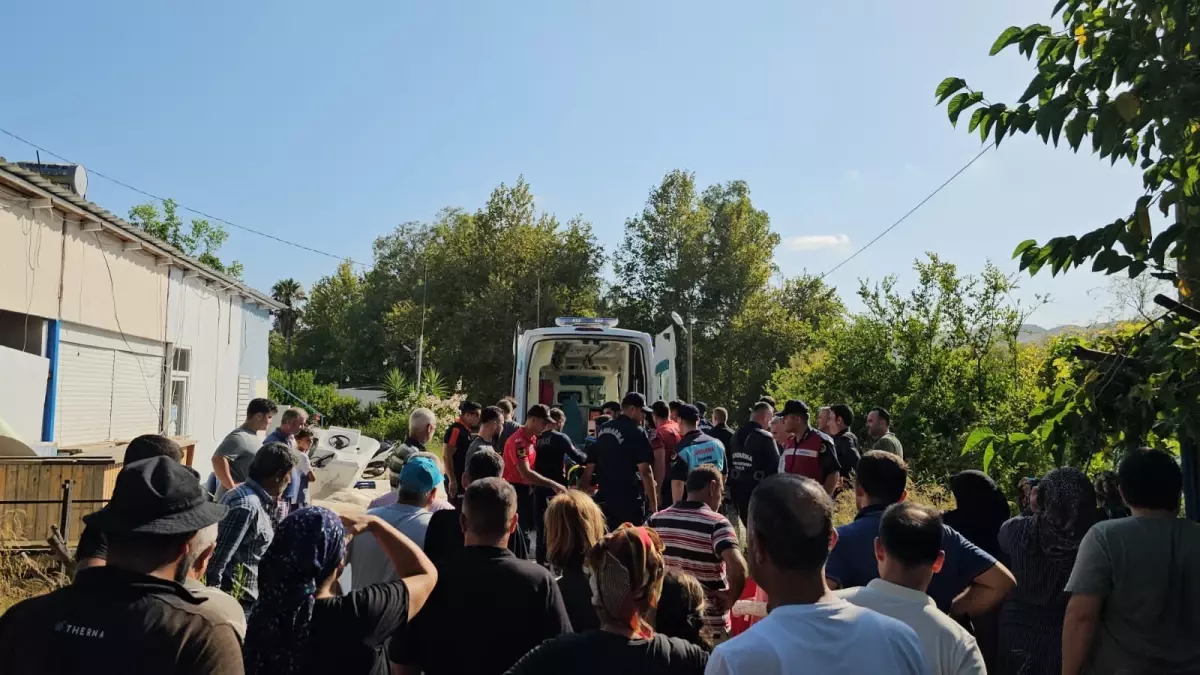 Terlik İçin Girdiği Gölde Boğuldu