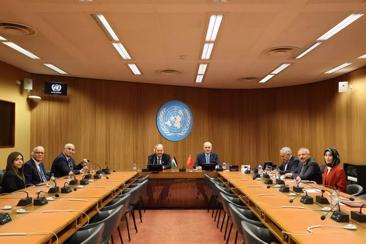 Kurtulmuş\'tan Filistin Desteği